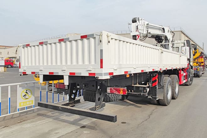 FAW FAW Truck Mounted Crane with Hydraulic Boom for Sale in Kuwait - Nosturiauto: kuva FAW FAW Truck Mounted Crane with Hydraulic Boom for Sale in Kuwait - Nosturiauto FAW FAW Truck Mounted Crane with Hydraulic Boom for Sale in Kuwait - Nosturiauto: kuva FAW FAW Truck Mounted Crane with Hydraulic Boom for Sale in Kuwait - Nosturiauto