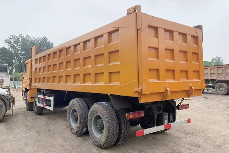 SHACMAN Shacman Truck F3000 for Sale in Zamibia - Kuorma-auto: kuva SHACMAN Shacman Truck F3000 for Sale in Zamibia - Kuorma-auto SHACMAN Shacman Truck F3000 for Sale in Zamibia - Kuorma-auto: kuva SHACMAN Shacman Truck F3000 for Sale in Zamibia - Kuorma-auto
