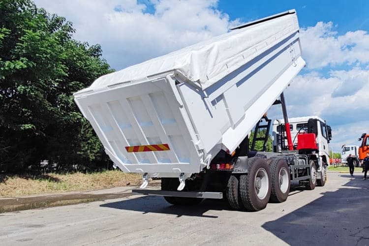 SHACMAN Shacman Dump Truck for Sale in Nigeria - Kippiauto kuorma-auto: kuva SHACMAN Shacman Dump Truck for Sale in Nigeria - Kippiauto kuorma-auto SHACMAN Shacman Dump Truck for Sale in Nigeria - Kippiauto kuorma-auto: kuva SHACMAN Shacman Dump Truck for Sale in Nigeria - Kippiauto kuorma-auto