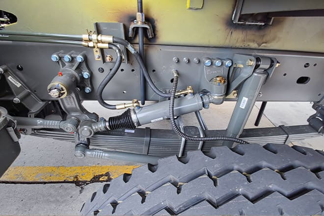SINOTRUK Howo 430 8x4 Dump Truck Price for Sale in Senegal - Kippiauto kuorma-auto: kuva SINOTRUK Howo 430 8x4 Dump Truck Price for Sale in Senegal - Kippiauto kuorma-auto SINOTRUK Howo 430 8x4 Dump Truck Price for Sale in Senegal - Kippiauto kuorma-auto: kuva SINOTRUK Howo 430 8x4 Dump Truck Price for Sale in Senegal - Kippiauto kuorma-auto