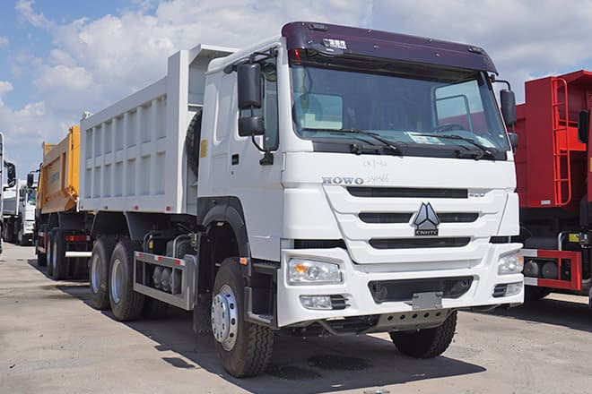 SINOTRUK Howo 6x4 New Tipper Trucks for Sale in Mauritania - Kippiauto kuorma-auto: kuva SINOTRUK Howo 6x4 New Tipper Trucks for Sale in Mauritania - Kippiauto kuorma-auto SINOTRUK Howo 6x4 New Tipper Trucks for Sale in Mauritania - Kippiauto kuorma-auto: kuva SINOTRUK Howo 6x4 New Tipper Trucks for Sale in Mauritania - Kippiauto kuorma-auto
