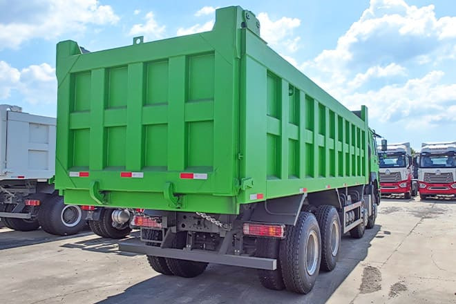 SINOTRUK Sinotruk Howo 8x4 Dump Truck for Sale Near Me in Ghana - Kippiauto kuorma-auto: kuva SINOTRUK Sinotruk Howo 8x4 Dump Truck for Sale Near Me in Ghana - Kippiauto kuorma-auto SINOTRUK Sinotruk Howo 8x4 Dump Truck for Sale Near Me in Ghana - Kippiauto kuorma-auto: kuva SINOTRUK Sinotruk Howo 8x4 Dump Truck for Sale Near Me in Ghana - Kippiauto kuorma-auto
