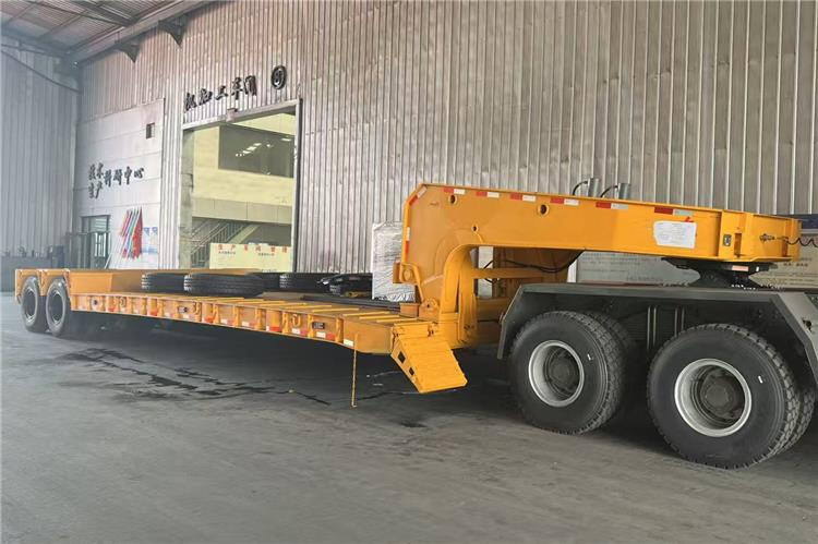 TITAN 2 Axle Detachable Gooseneck Trailer for Sale In Jamaica - Apuvaunu puoliperävaunu: kuva TITAN 2 Axle Detachable Gooseneck Trailer for Sale In Jamaica - Apuvaunu puoliperävaunu TITAN 2 Axle Detachable Gooseneck Trailer for Sale In Jamaica - Apuvaunu puoliperävaunu: kuva TITAN 2 Axle Detachable Gooseneck Trailer for Sale In Jamaica - Apuvaunu puoliperävaunu