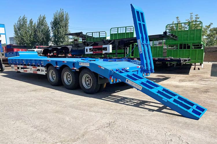 TITAN 60 Tons Lowbed Trailer for Sale in Malawi - Apuvaunu puoliperävaunu: kuva TITAN 60 Tons Lowbed Trailer for Sale in Malawi - Apuvaunu puoliperävaunu TITAN 60 Tons Lowbed Trailer for Sale in Malawi - Apuvaunu puoliperävaunu: kuva TITAN 60 Tons Lowbed Trailer for Sale in Malawi - Apuvaunu puoliperävaunu
