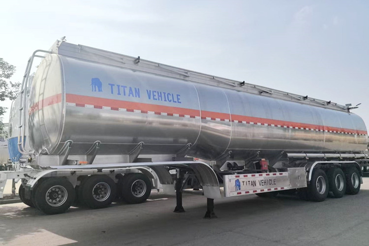 TITAN Aluminum Fuel Tanker Trailer for Sale in Saudi Arabia - Säiliöpuoliperävaunu: kuva TITAN Aluminum Fuel Tanker Trailer for Sale in Saudi Arabia - Säiliöpuoliperävaunu TITAN Aluminum Fuel Tanker Trailer for Sale in Saudi Arabia - Säiliöpuoliperävaunu: kuva TITAN Aluminum Fuel Tanker Trailer for Sale in Saudi Arabia - Säiliöpuoliperävaunu