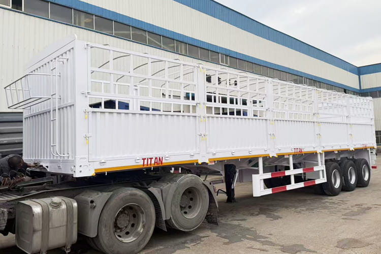 TITAN Livestock Fence Semi Trailer for Sale in Malawi - Eläinten kuljetus puoliperävaunu: kuva TITAN Livestock Fence Semi Trailer for Sale in Malawi - Eläinten kuljetus puoliperävaunu TITAN Livestock Fence Semi Trailer for Sale in Malawi - Eläinten kuljetus puoliperävaunu: kuva TITAN Livestock Fence Semi Trailer for Sale in Malawi - Eläinten kuljetus puoliperävaunu