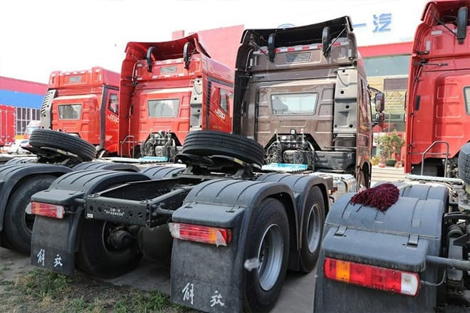 FAW Faw J6P 6X4 Tractor Head for Sale in Angola - Vetopöytäauto: kuva FAW Faw J6P 6X4 Tractor Head for Sale in Angola - Vetopöytäauto FAW Faw J6P 6X4 Tractor Head for Sale in Angola - Vetopöytäauto: kuva FAW Faw J6P 6X4 Tractor Head for Sale in Angola - Vetopöytäauto