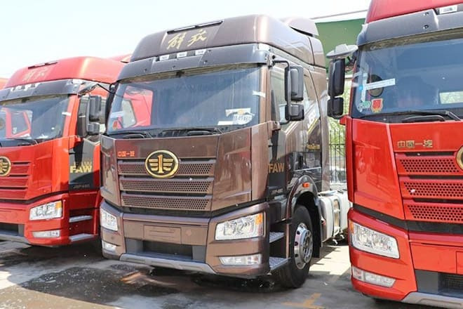 FAW Faw J6P 6X4 Tractor Head for Sale in Angola - Vetopöytäauto: kuva FAW Faw J6P 6X4 Tractor Head for Sale in Angola - Vetopöytäauto FAW Faw J6P 6X4 Tractor Head for Sale in Angola - Vetopöytäauto: kuva FAW Faw J6P 6X4 Tractor Head for Sale in Angola - Vetopöytäauto