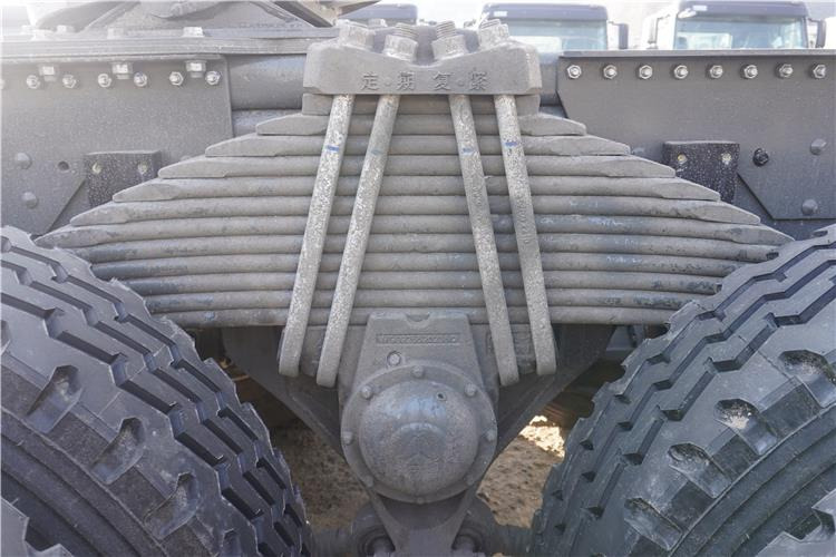 SINOTRUK Howo Truck Head Price 400HP for Sale In Guinea - Vetopöytäauto: kuva SINOTRUK Howo Truck Head Price 400HP for Sale In Guinea - Vetopöytäauto SINOTRUK Howo Truck Head Price 400HP for Sale In Guinea - Vetopöytäauto: kuva SINOTRUK Howo Truck Head Price 400HP for Sale In Guinea - Vetopöytäauto