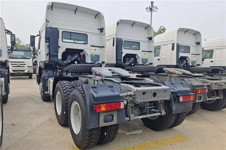 Sinotruk Used Howo Truck 400HP Tractor 6x4 Price for Sale In Tanzania - Vetopöytäauto: kuva Sinotruk Used Howo Truck 400HP Tractor 6x4 Price for Sale In Tanzania - Vetopöytäauto Sinotruk Used Howo Truck 400HP Tractor 6x4 Price for Sale In Tanzania - Vetopöytäauto: kuva Sinotruk Used Howo Truck 400HP Tractor 6x4 Price for Sale In Tanzania - Vetopöytäauto