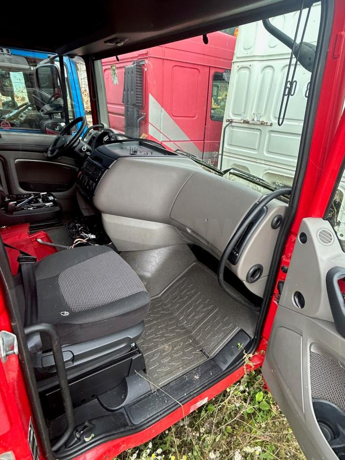 DAF XF105-460 Rouge - Ohjaamo - Kuorma-auto: kuva DAF XF105-460 Rouge - Ohjaamo - Kuorma-auto DAF XF105-460 Rouge - Ohjaamo - Kuorma-auto: kuva DAF XF105-460 Rouge - Ohjaamo - Kuorma-auto