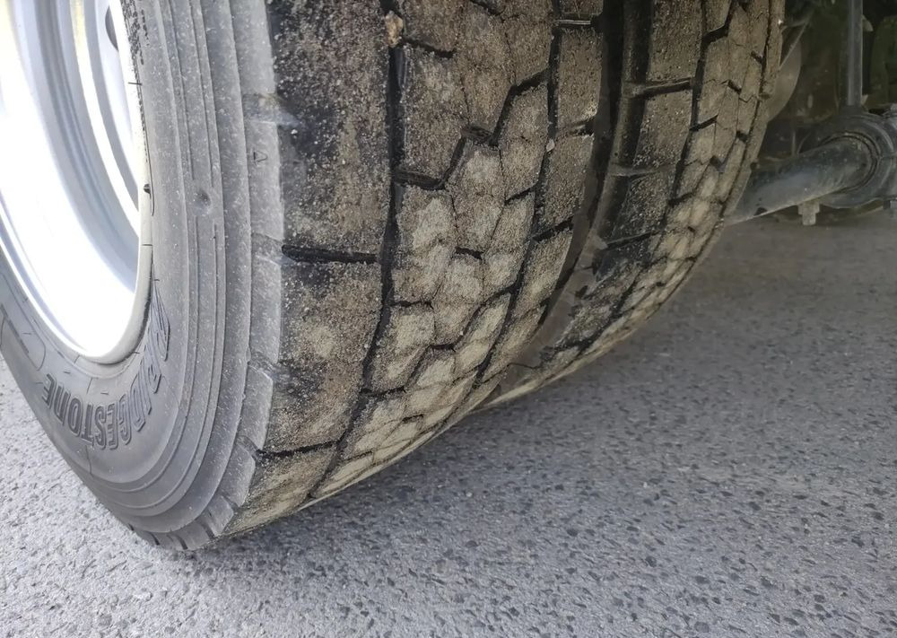 Kuorma-auto alusta MAN TGL 12.180 podwozie do zabudowy: kuva Kuorma-auto alusta MAN TGL 12.180 podwozie do zabudowy