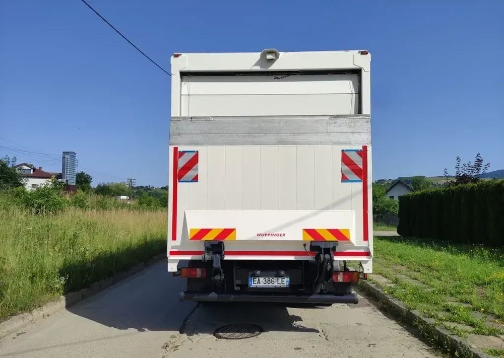 MAN TGM 18.290 kontener , winda - Umpikori kuorma-auto: kuva MAN TGM 18.290 kontener , winda - Umpikori kuorma-auto MAN TGM 18.290 kontener , winda - Umpikori kuorma-auto: kuva MAN TGM 18.290 kontener , winda - Umpikori kuorma-auto