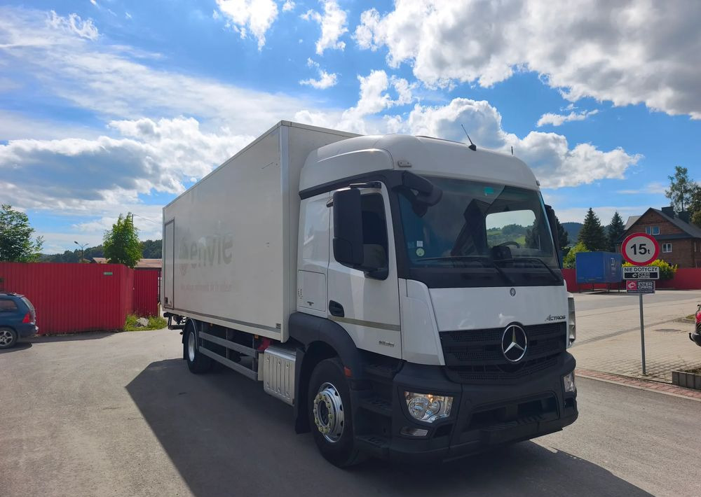 Mercedes-Benz ACTROS 18.360 kontener 18 p , winda - Umpikori kuorma-auto: kuva Mercedes-Benz ACTROS 18.360 kontener 18 p , winda - Umpikori kuorma-auto Mercedes-Benz ACTROS 18.360 kontener 18 p , winda - Umpikori kuorma-auto: kuva Mercedes-Benz ACTROS 18.360 kontener 18 p , winda - Umpikori kuorma-auto