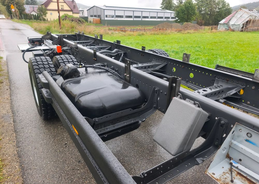 Mercedes-Benz Atego 1624 rama do zabudowy - Kuorma-auto alusta: kuva Mercedes-Benz Atego 1624 rama do zabudowy - Kuorma-auto alusta Mercedes-Benz Atego 1624 rama do zabudowy - Kuorma-auto alusta: kuva Mercedes-Benz Atego 1624 rama do zabudowy - Kuorma-auto alusta