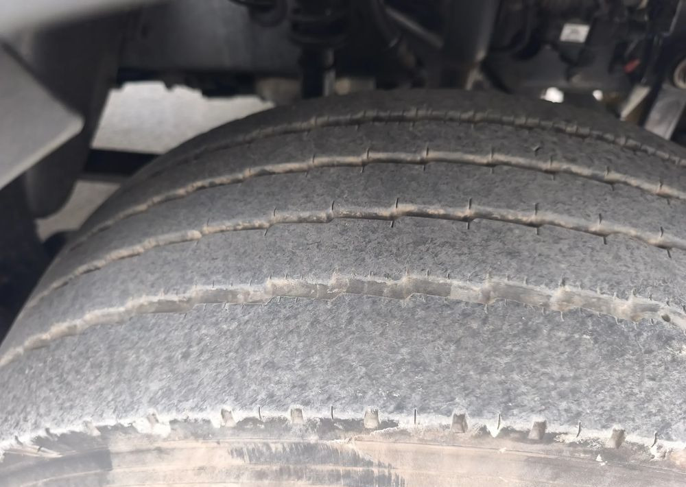 Renault GAMA D 14.210 chłodnia izoterma 16 palet poduszka - Refrigeraattori kuorma-auto: kuva Renault GAMA D 14.210 chłodnia izoterma 16 palet poduszka - Refrigeraattori kuorma-auto Renault GAMA D 14.210 chłodnia izoterma 16 palet poduszka - Refrigeraattori kuorma-auto: kuva Renault GAMA D 14.210 chłodnia izoterma 16 palet poduszka - Refrigeraattori kuorma-auto