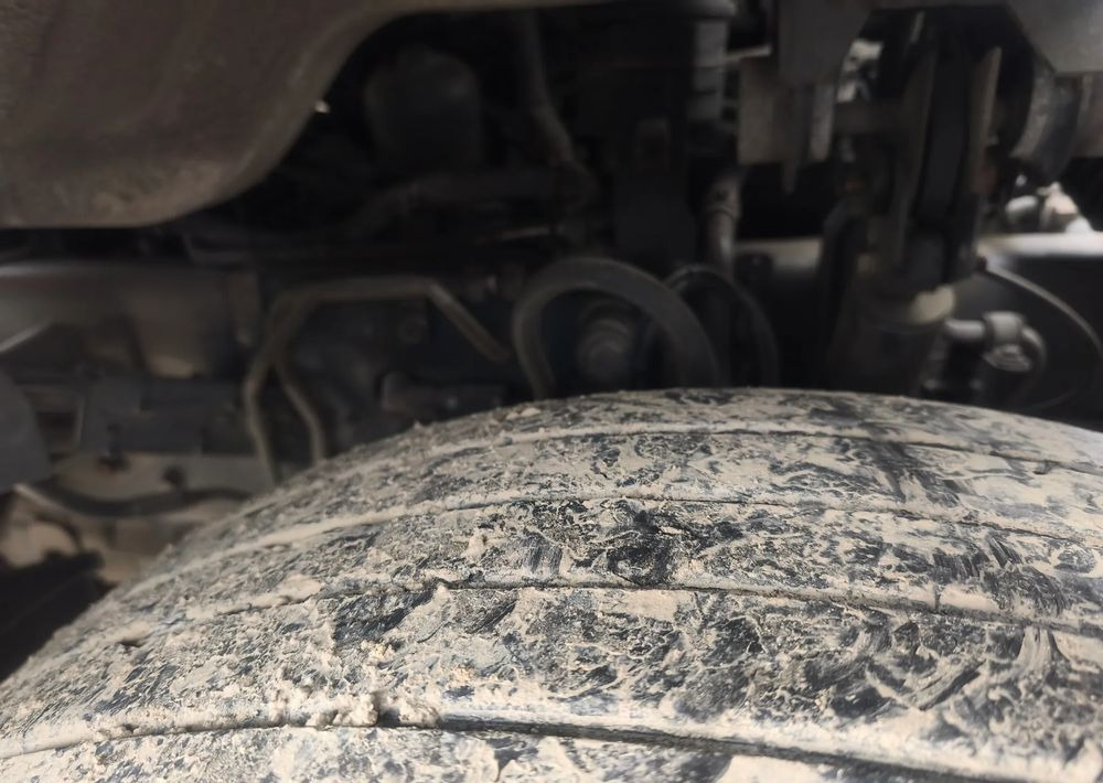 Renault Gama D 18.280  rama do zabudowy poduszka - Kuorma-auto alusta: kuva  Renault Gama D 18.280  rama do zabudowy poduszka - Kuorma-auto alusta Renault Gama D 18.280  rama do zabudowy poduszka - Kuorma-auto alusta: kuva  Renault Gama D 18.280  rama do zabudowy poduszka - Kuorma-auto alusta