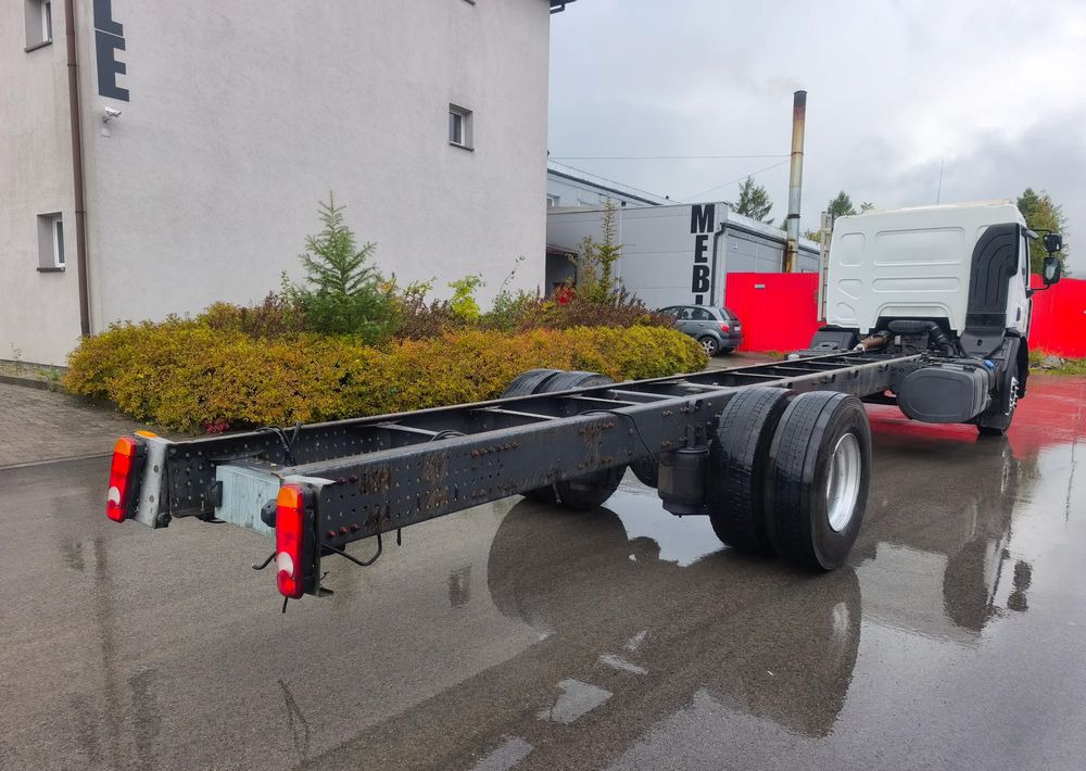 Renault Renault Premium 18.310 rama do zabudowy - Kuorma-auto alusta: kuva Renault Renault Premium 18.310 rama do zabudowy - Kuorma-auto alusta Renault Renault Premium 18.310 rama do zabudowy - Kuorma-auto alusta: kuva Renault Renault Premium 18.310 rama do zabudowy - Kuorma-auto alusta