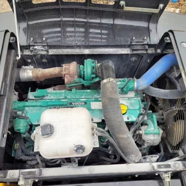 2022 Volvo EC240 - Telakaivukone: kuva  2022 Volvo EC240 - Telakaivukone 2022 Volvo EC240 - Telakaivukone: kuva  2022 Volvo EC240 - Telakaivukone