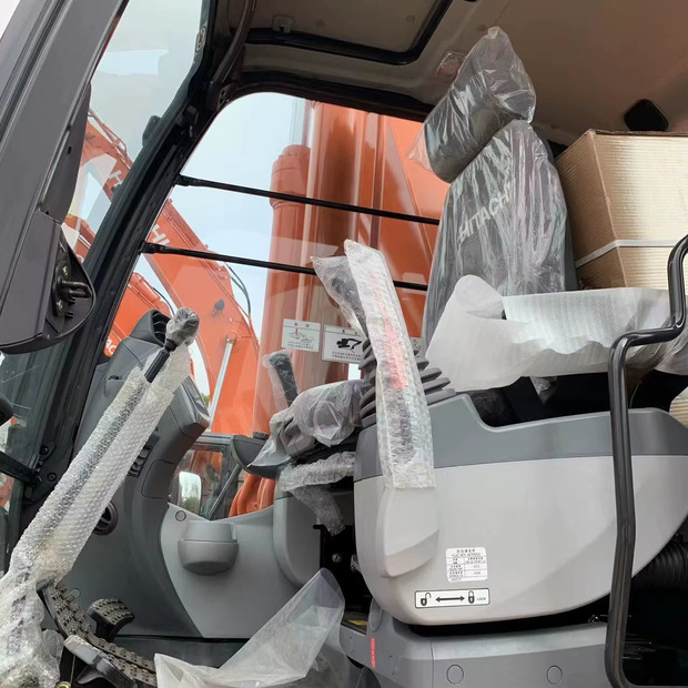 Leasing  2023 Hitachi ZX360 2023 Hitachi ZX360: kuva Leasing  2023 Hitachi ZX360 2023 Hitachi ZX360