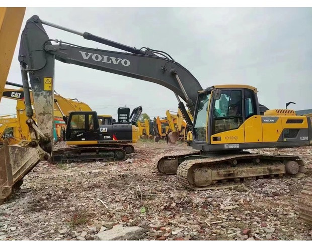2023 Volvo EC220 - Telakaivukone: kuva 2023 Volvo EC220 - Telakaivukone 2023 Volvo EC220 - Telakaivukone: kuva 2023 Volvo EC220 - Telakaivukone