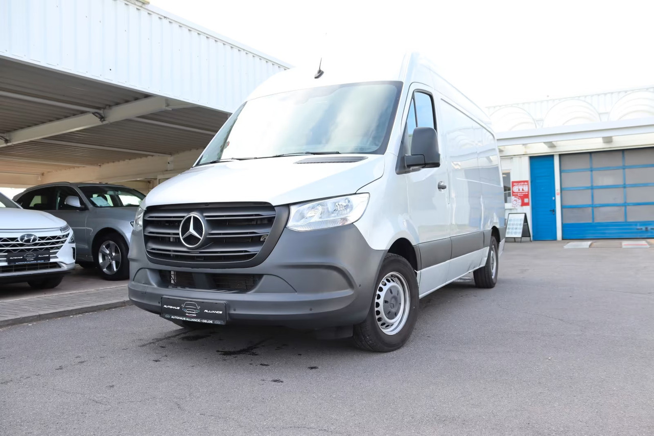 Mercedes Benz Sprinter - Pakettiauto: kuva Mercedes Benz Sprinter - Pakettiauto Mercedes Benz Sprinter - Pakettiauto: kuva Mercedes Benz Sprinter - Pakettiauto
