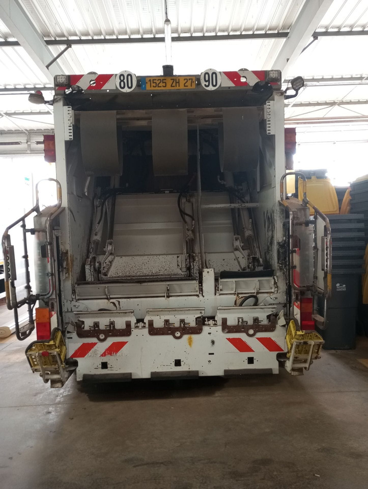 BOM de marque Renault 320 DXI- Benne FAUN Turbo changée en août 2023 - fuite hydraulique avant passage aux mines - arrêt de circulation octobre 2023 - batterie HS - état correct - factures disponibles - Roska-auto: kuva BOM de marque Renault 320 DXI- Benne FAUN Turbo changée en août 2023 - fuite hydraulique avant passage aux mines - arrêt de circulation octobre 2023 - batterie HS - état correct - factures disponibles - Roska-auto BOM de marque Renault 320 DXI- Benne FAUN Turbo changée en août 2023 - fuite hydraulique avant passage aux mines - arrêt de circulation octobre 2023 - batterie HS - état correct - factures disponibles - Roska-auto: kuva BOM de marque Renault 320 DXI- Benne FAUN Turbo changée en août 2023 - fuite hydraulique avant passage aux mines - arrêt de circulation octobre 2023 - batterie HS - état correct - factures disponibles - Roska-auto