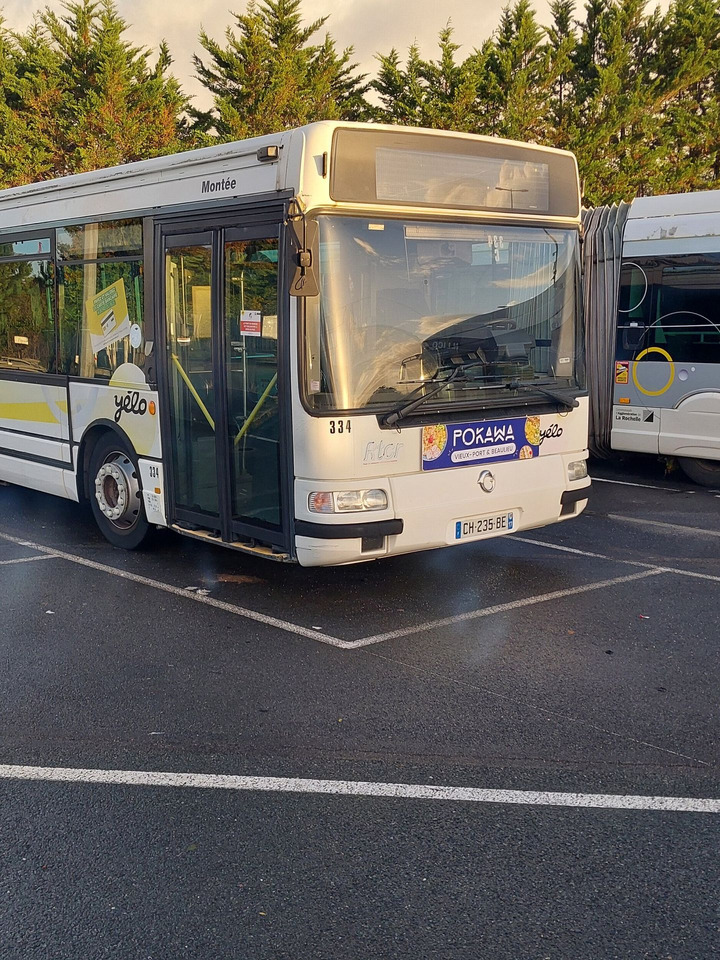 Bus articulé vélo marque IRISBUS modèle AGORA - Nivelbussi: kuva Bus articulé vélo marque IRISBUS modèle AGORA - Nivelbussi Bus articulé vélo marque IRISBUS modèle AGORA - Nivelbussi: kuva Bus articulé vélo marque IRISBUS modèle AGORA - Nivelbussi