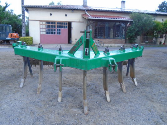 Duque - Jankkuri: kuva Duque - Jankkuri Duque - Jankkuri: kuva Duque - Jankkuri