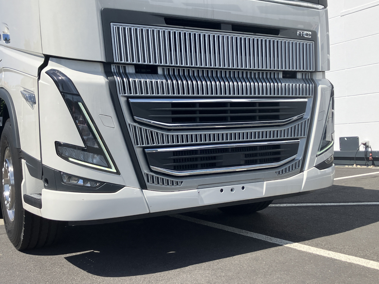 VOLVO FH16 750 8x4 Chassis - Kuorma-auto alusta: kuva VOLVO FH16 750 8x4 Chassis - Kuorma-auto alusta VOLVO FH16 750 8x4 Chassis - Kuorma-auto alusta: kuva VOLVO FH16 750 8x4 Chassis - Kuorma-auto alusta