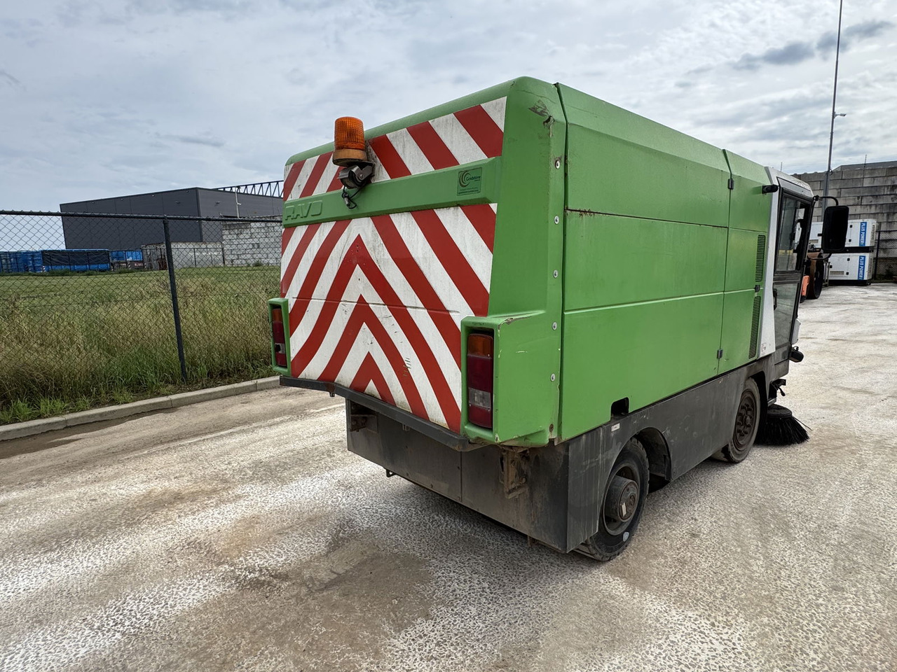 Ravo Sweeper - Lakaisuauto: kuva Ravo Sweeper - Lakaisuauto Ravo Sweeper - Lakaisuauto: kuva Ravo Sweeper - Lakaisuauto