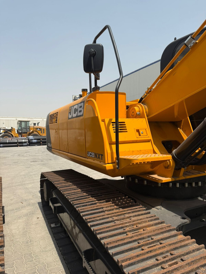 JCB 225 - Kaivuri: kuva JCB 225 - Kaivuri JCB 225 - Kaivuri: kuva JCB 225 - Kaivuri