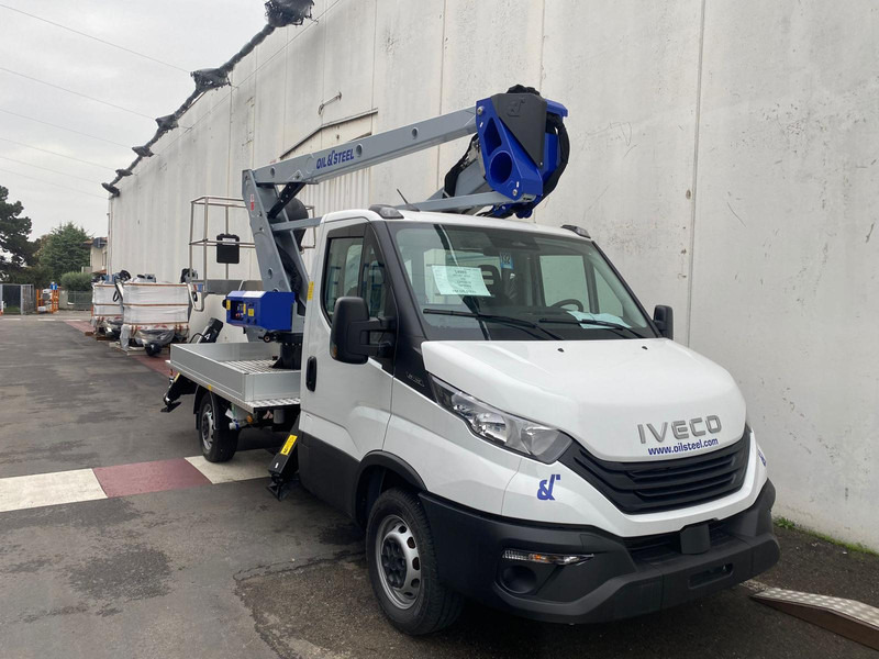 Oil & Steel Snake 189 Sobre IVECO 35S14 Distancia entre ejes 3750 mm - Henkilönostin: kuva Oil & Steel Snake 189 Sobre IVECO 35S14 Distancia entre ejes 3750 mm - Henkilönostin Oil & Steel Snake 189 Sobre IVECO 35S14 Distancia entre ejes 3750 mm - Henkilönostin: kuva Oil & Steel Snake 189 Sobre IVECO 35S14 Distancia entre ejes 3750 mm - Henkilönostin