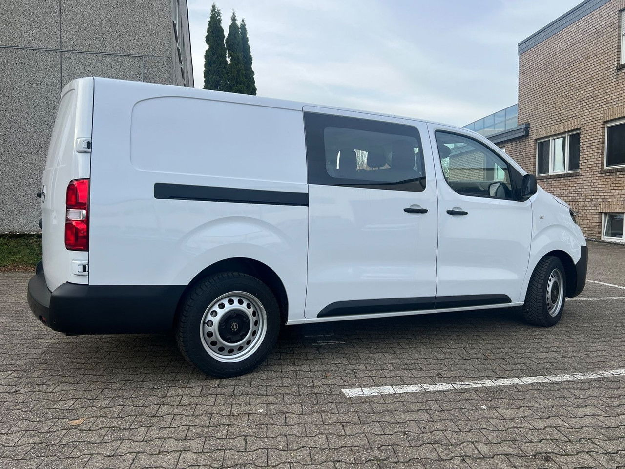 Opel Flex L3 H1 Allwetter AHK Rückfahrkammmm - Pakettiauto: kuva Opel Flex L3 H1 Allwetter AHK Rückfahrkammmm - Pakettiauto Opel Flex L3 H1 Allwetter AHK Rückfahrkammmm - Pakettiauto: kuva Opel Flex L3 H1 Allwetter AHK Rückfahrkammmm - Pakettiauto