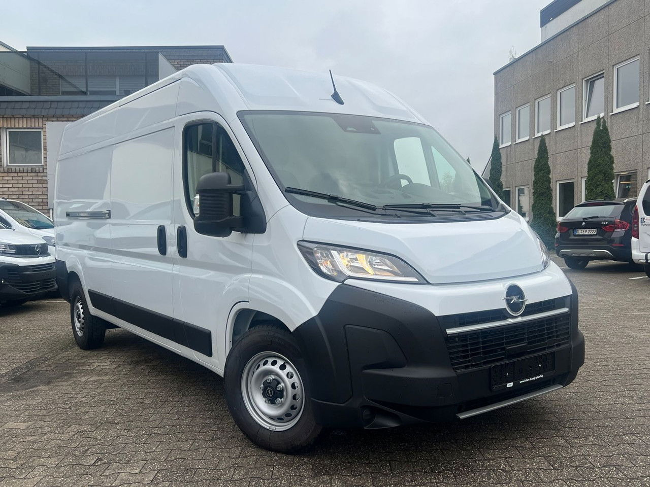 Opel Movano C Kasten L3 H2 3,5t Edition Automatik - Pakettiauto: kuva Opel Movano C Kasten L3 H2 3,5t Edition Automatik - Pakettiauto Opel Movano C Kasten L3 H2 3,5t Edition Automatik - Pakettiauto: kuva Opel Movano C Kasten L3 H2 3,5t Edition Automatik - Pakettiauto