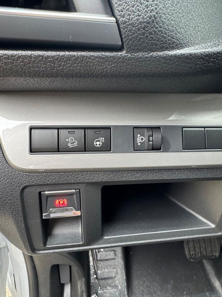 Opel Vivaro L3 144 PS Automatik - Pakettiauto: kuva Opel Vivaro L3 144 PS Automatik - Pakettiauto Opel Vivaro L3 144 PS Automatik - Pakettiauto: kuva Opel Vivaro L3 144 PS Automatik - Pakettiauto