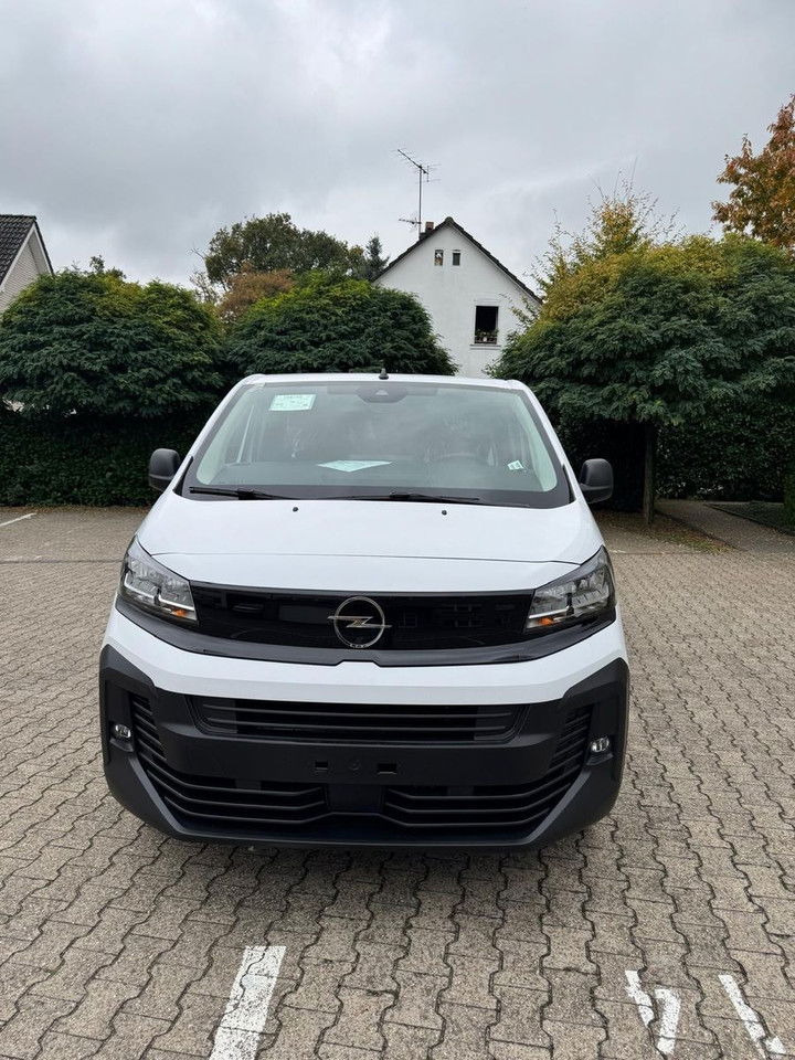 Opel Vivaro L3H1 144 PS Schalter - Pakettiauto: kuva Opel Vivaro L3H1 144 PS Schalter - Pakettiauto Opel Vivaro L3H1 144 PS Schalter - Pakettiauto: kuva Opel Vivaro L3H1 144 PS Schalter - Pakettiauto