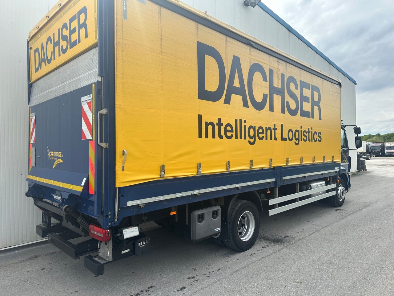 DAF LF 260 - Pressukapelli kuorma-auto: kuva DAF LF 260 - Pressukapelli kuorma-auto DAF LF 260 - Pressukapelli kuorma-auto: kuva DAF LF 260 - Pressukapelli kuorma-auto