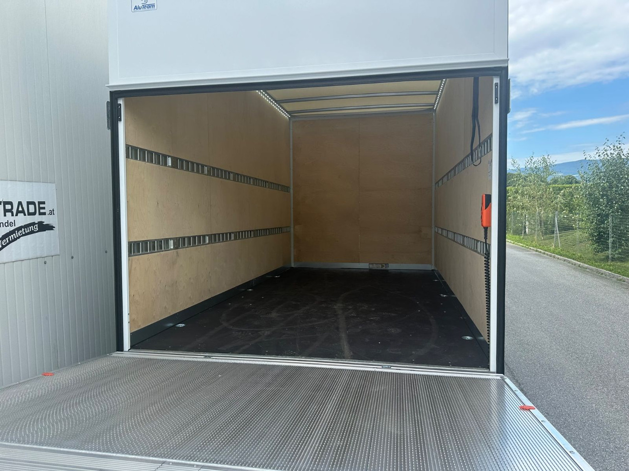 Iveco Daily 35S14 8g HiMatic LBW Mod 2025 - Jakeluauto: kuva Iveco Daily 35S14 8g HiMatic LBW Mod 2025 - Jakeluauto Iveco Daily 35S14 8g HiMatic LBW Mod 2025 - Jakeluauto: kuva Iveco Daily 35S14 8g HiMatic LBW Mod 2025 - Jakeluauto