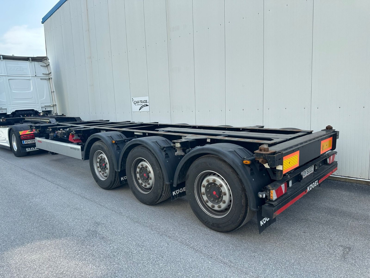 Kögel SN 24 LIFT SAF 2x20 1x30 1x40 6STK - Konttialus/ Vaihtokuormatilat puoliperävaunu: kuva Kögel SN 24 LIFT SAF 2x20 1x30 1x40 6STK - Konttialus/ Vaihtokuormatilat puoliperävaunu Kögel SN 24 LIFT SAF 2x20 1x30 1x40 6STK - Konttialus/ Vaihtokuormatilat puoliperävaunu: kuva Kögel SN 24 LIFT SAF 2x20 1x30 1x40 6STK - Konttialus/ Vaihtokuormatilat puoliperävaunu