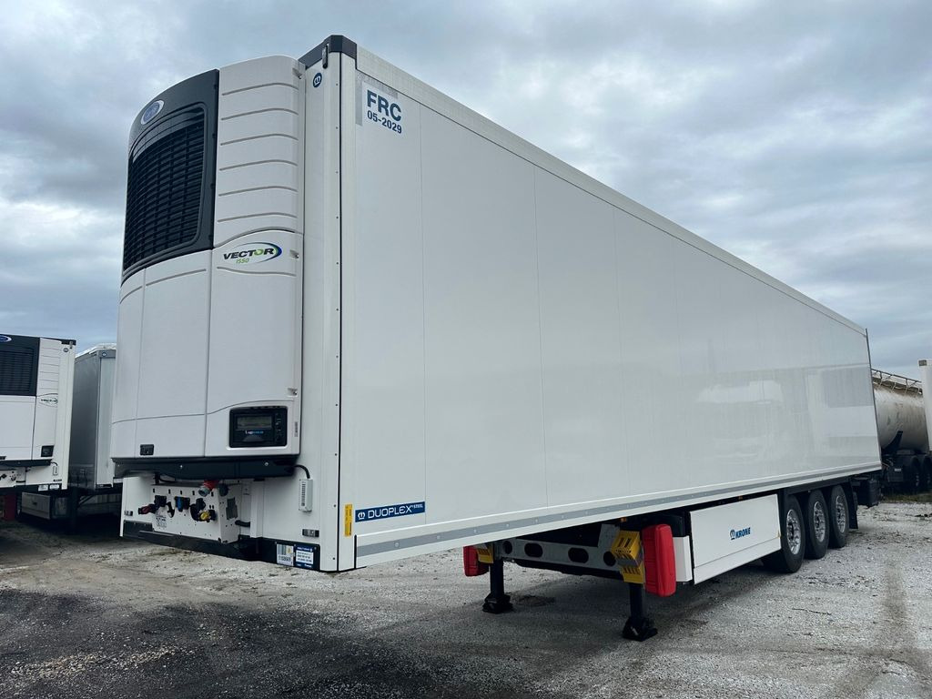 Krone SDR 27 Vector 1550 Doppelstock/Blumenbreit - Refrigeraattori puoliperävaunu: kuva Krone SDR 27 Vector 1550 Doppelstock/Blumenbreit - Refrigeraattori puoliperävaunu Krone SDR 27 Vector 1550 Doppelstock/Blumenbreit - Refrigeraattori puoliperävaunu: kuva Krone SDR 27 Vector 1550 Doppelstock/Blumenbreit - Refrigeraattori puoliperävaunu