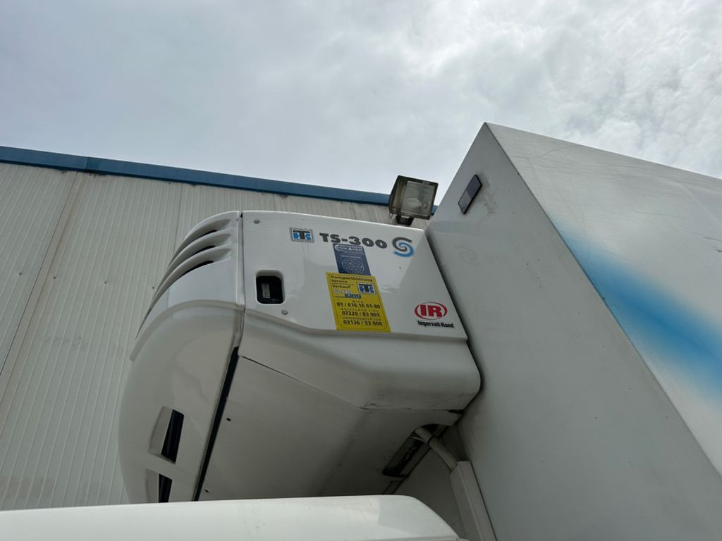 MAN LE 14.220 TKTS300 -29C LBW MAN LE 14.220 TKTS300 -29C LBW - Refrigeraattori kuorma-auto: kuva MAN LE 14.220 TKTS300 -29C LBW MAN LE 14.220 TKTS300 -29C LBW - Refrigeraattori kuorma-auto MAN LE 14.220 TKTS300 -29C LBW MAN LE 14.220 TKTS300 -29C LBW - Refrigeraattori kuorma-auto: kuva MAN LE 14.220 TKTS300 -29C LBW MAN LE 14.220 TKTS300 -29C LBW - Refrigeraattori kuorma-auto