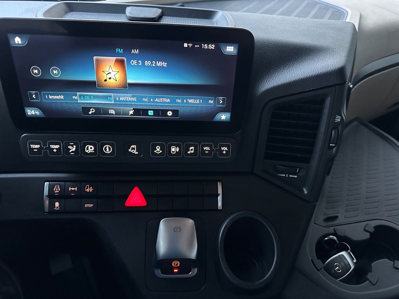 Mercedes-Benz Actros 2545  2T LBW - Konttialus/ Vaihtokuormatilat kuorma-auto: kuva  Mercedes-Benz Actros 2545  2T LBW - Konttialus/ Vaihtokuormatilat kuorma-auto Mercedes-Benz Actros 2545  2T LBW - Konttialus/ Vaihtokuormatilat kuorma-auto: kuva  Mercedes-Benz Actros 2545  2T LBW - Konttialus/ Vaihtokuormatilat kuorma-auto