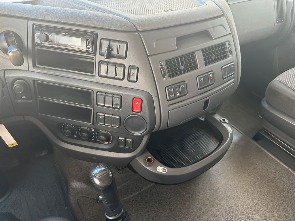 Vetopöytäauto DAF XF 460 Manual Retarder ACC DAF XF 460 Manual Retarder ACC: kuva Vetopöytäauto DAF XF 460 Manual Retarder ACC DAF XF 460 Manual Retarder ACC