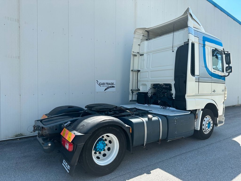 DAF XF 460 Manual Retarder ACC - Vetopöytäauto: kuva DAF XF 460 Manual Retarder ACC - Vetopöytäauto DAF XF 460 Manual Retarder ACC - Vetopöytäauto: kuva DAF XF 460 Manual Retarder ACC - Vetopöytäauto