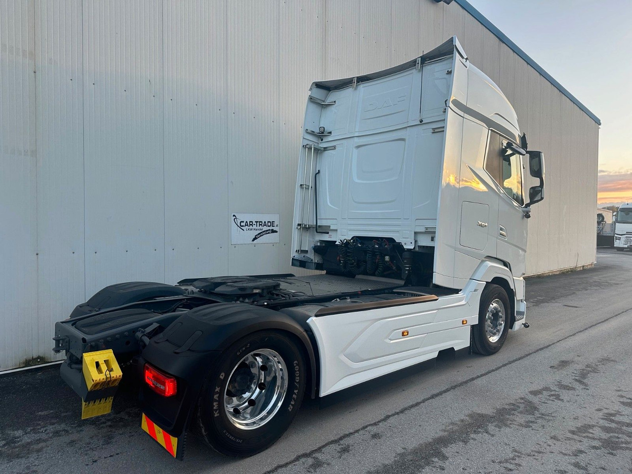 DAF XG+530 Vollausstattung - Vetopöytäauto: kuva  DAF XG+530 Vollausstattung - Vetopöytäauto DAF XG+530 Vollausstattung - Vetopöytäauto: kuva  DAF XG+530 Vollausstattung - Vetopöytäauto