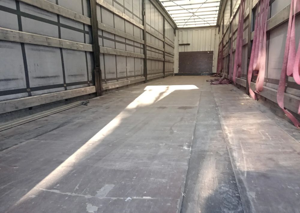 Krone SD - Pressukapellipuoliperävaunu: kuva Krone SD - Pressukapellipuoliperävaunu Krone SD - Pressukapellipuoliperävaunu: kuva Krone SD - Pressukapellipuoliperävaunu