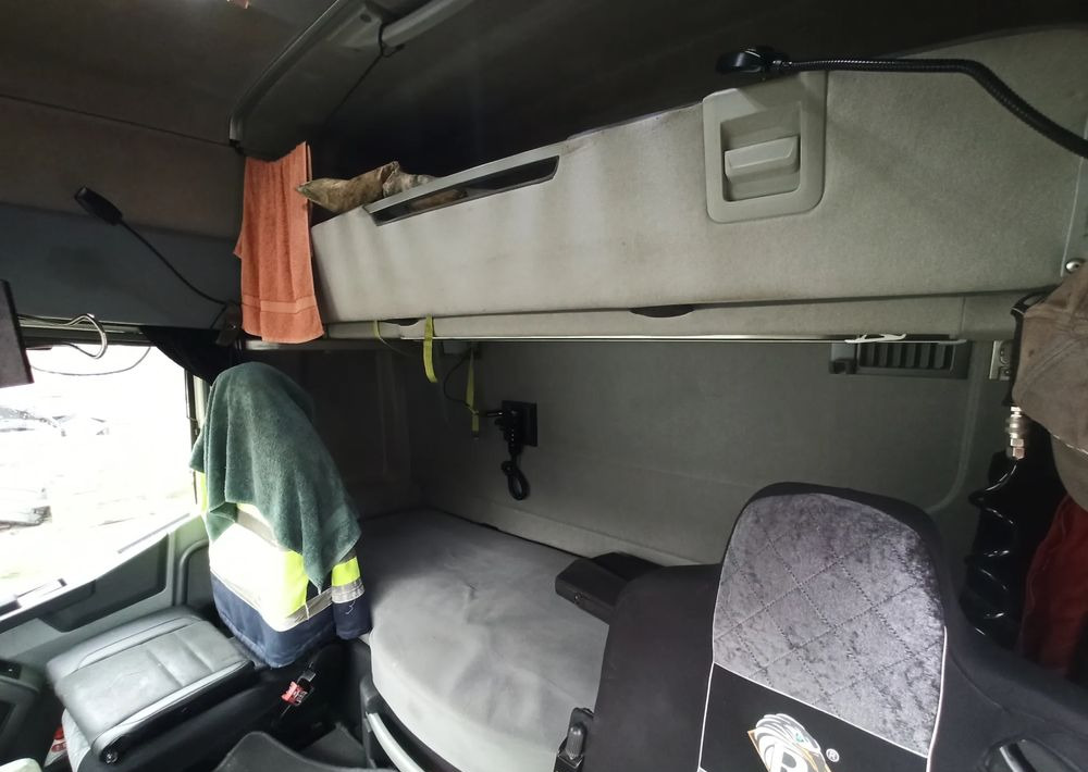 Renault T - Vetopöytäauto: kuva  Renault T - Vetopöytäauto Renault T - Vetopöytäauto: kuva  Renault T - Vetopöytäauto