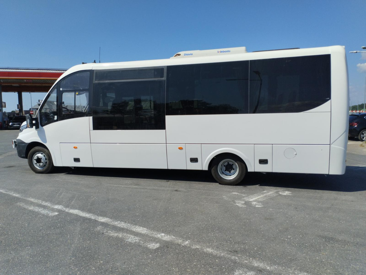 IVECO FIRST ROSERO 70C18 - Minibussi, Pikkubussi: kuva IVECO FIRST ROSERO 70C18 - Minibussi, Pikkubussi IVECO FIRST ROSERO 70C18 - Minibussi, Pikkubussi: kuva IVECO FIRST ROSERO 70C18 - Minibussi, Pikkubussi