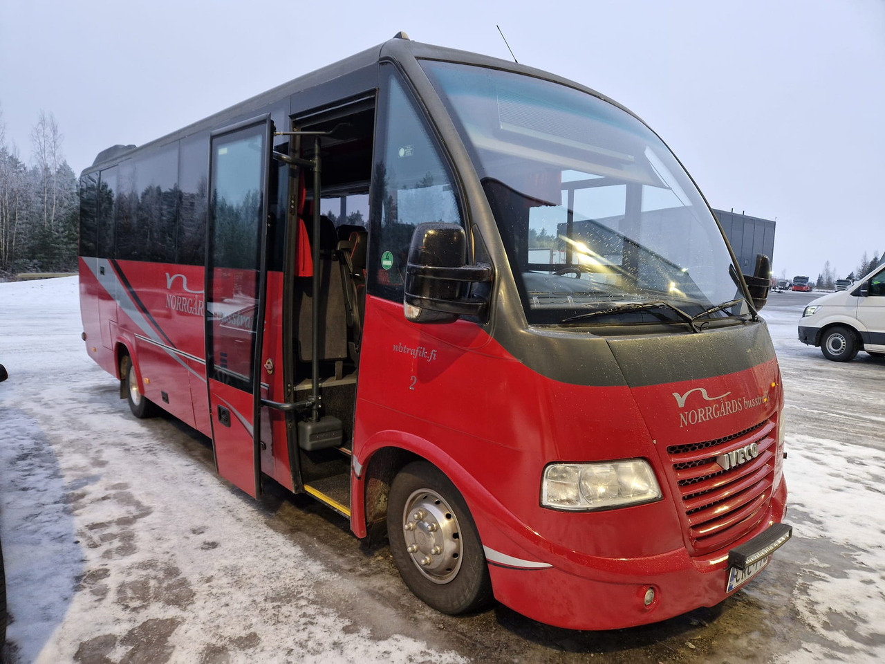 IVECO RAPIDO - Turistibussi: kuva IVECO RAPIDO - Turistibussi IVECO RAPIDO - Turistibussi: kuva IVECO RAPIDO - Turistibussi
